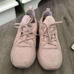 Under Armour Hovr sneaker, light pink